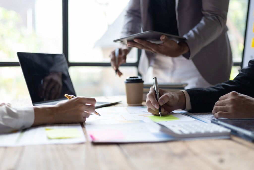 meeting-to-discuss-business-consultants-together-a-2025-08-27-06-25-56-utc-min